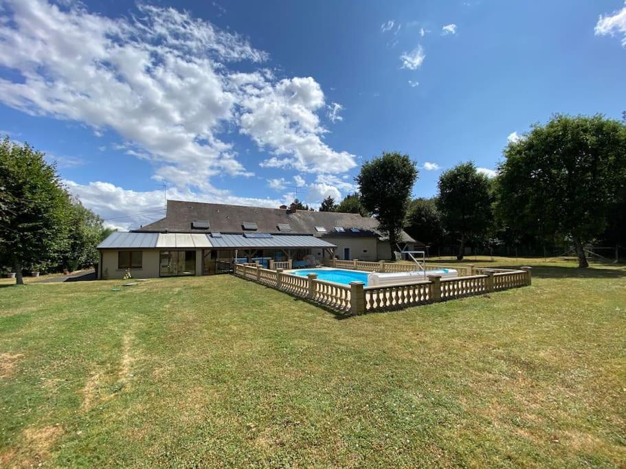 Le Cabaret Paisible Avec Piscine Villa Montierchaume Bagian luar foto
